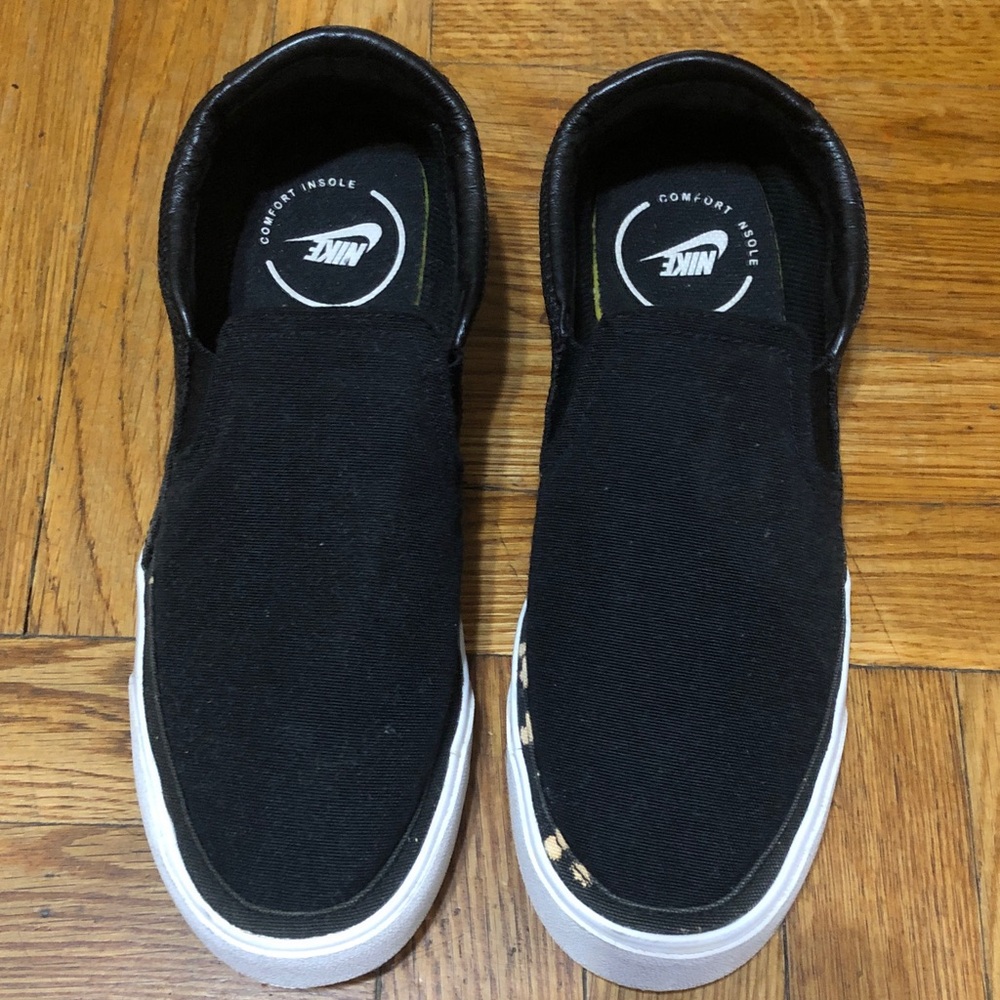 Nike Men's Black Slip-On Sneakers Very Good condition! Open to Offers